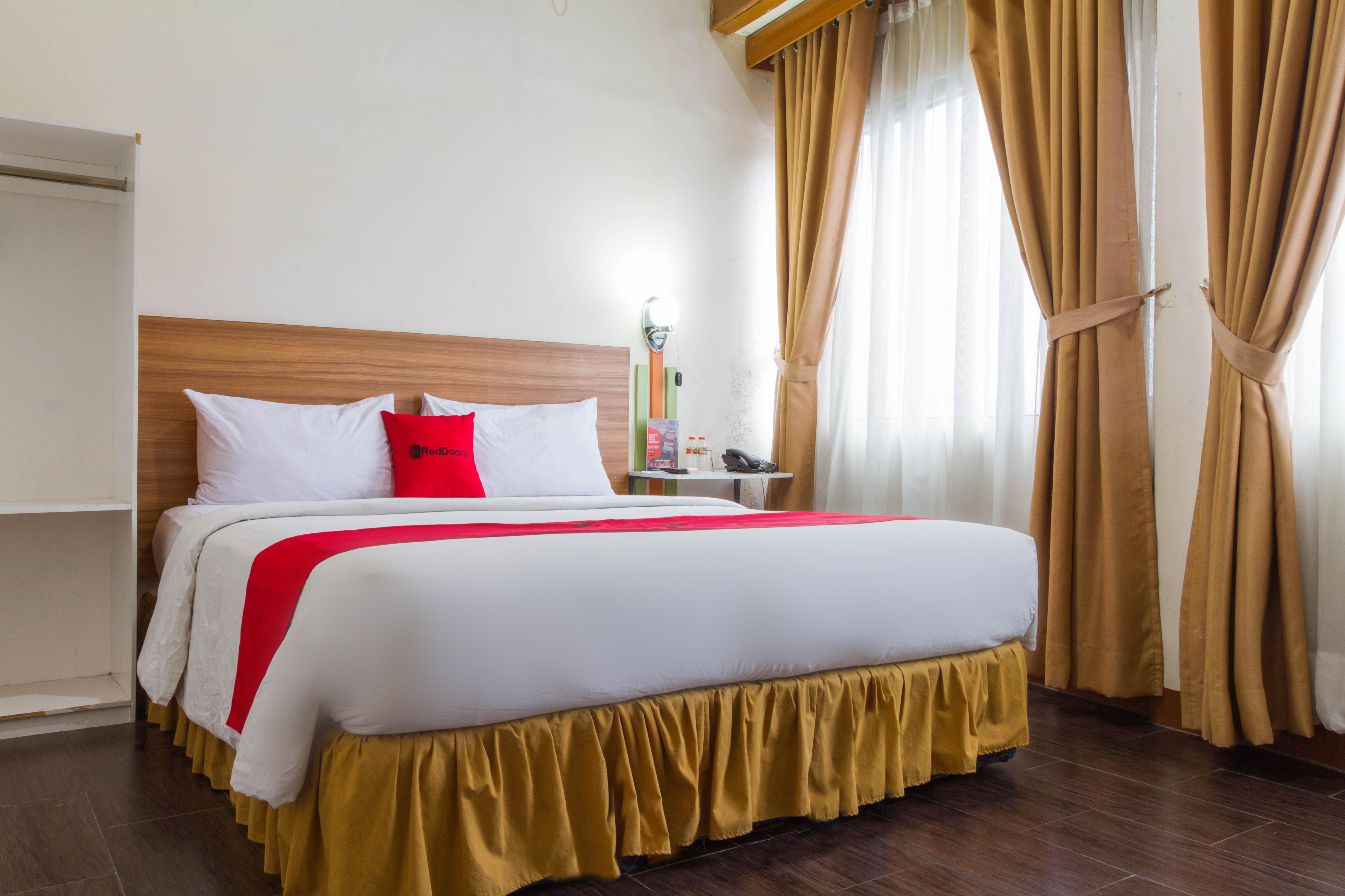 Reddoorz Plus @ Surapati 2 Bandung Kültér fotó