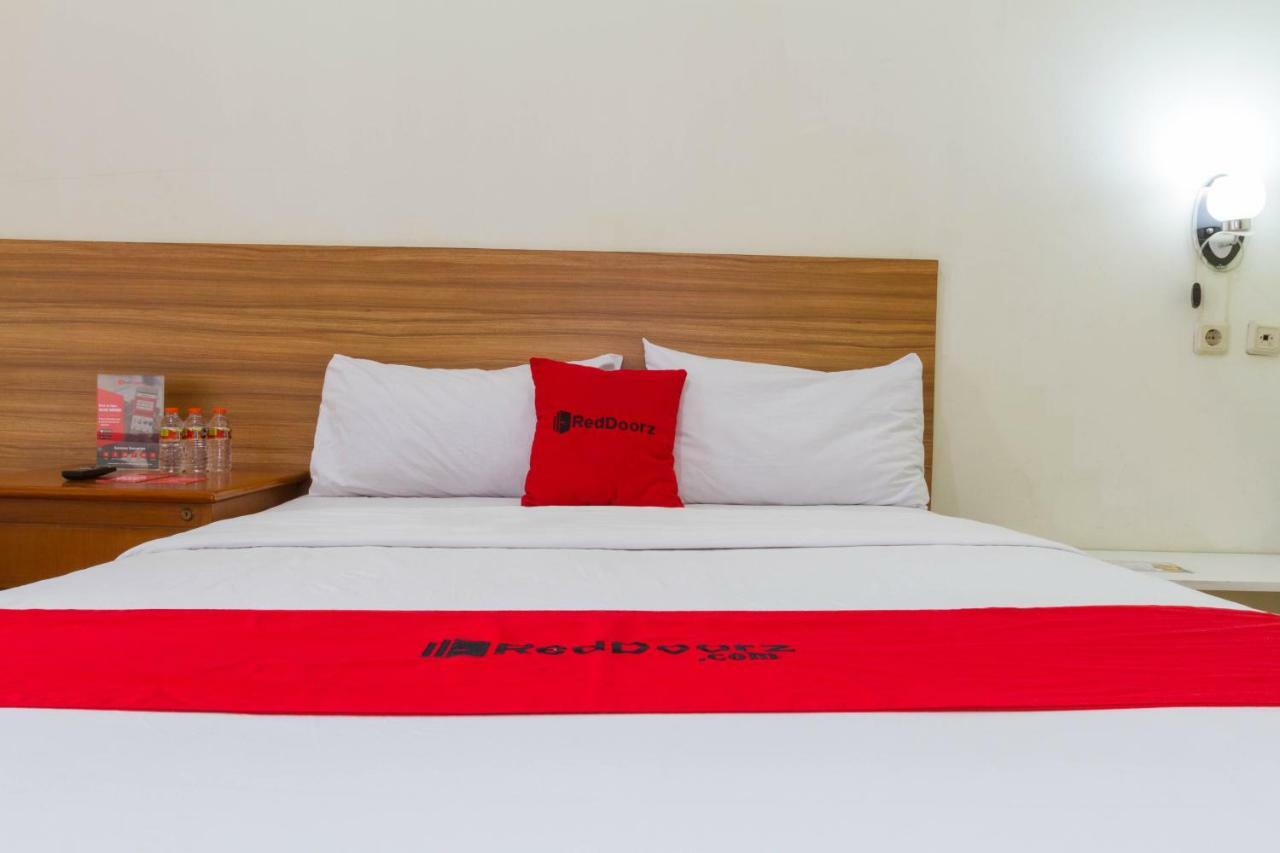 Reddoorz Plus @ Surapati 2 Bandung Kültér fotó